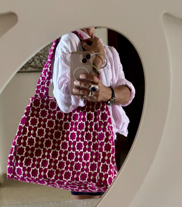 sac forme cabas en velour couleur fait à la main artisanat marocain